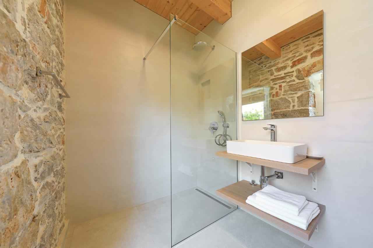 Villa Mira With A Heated Pool And A Sea View Bozava Exterior photo